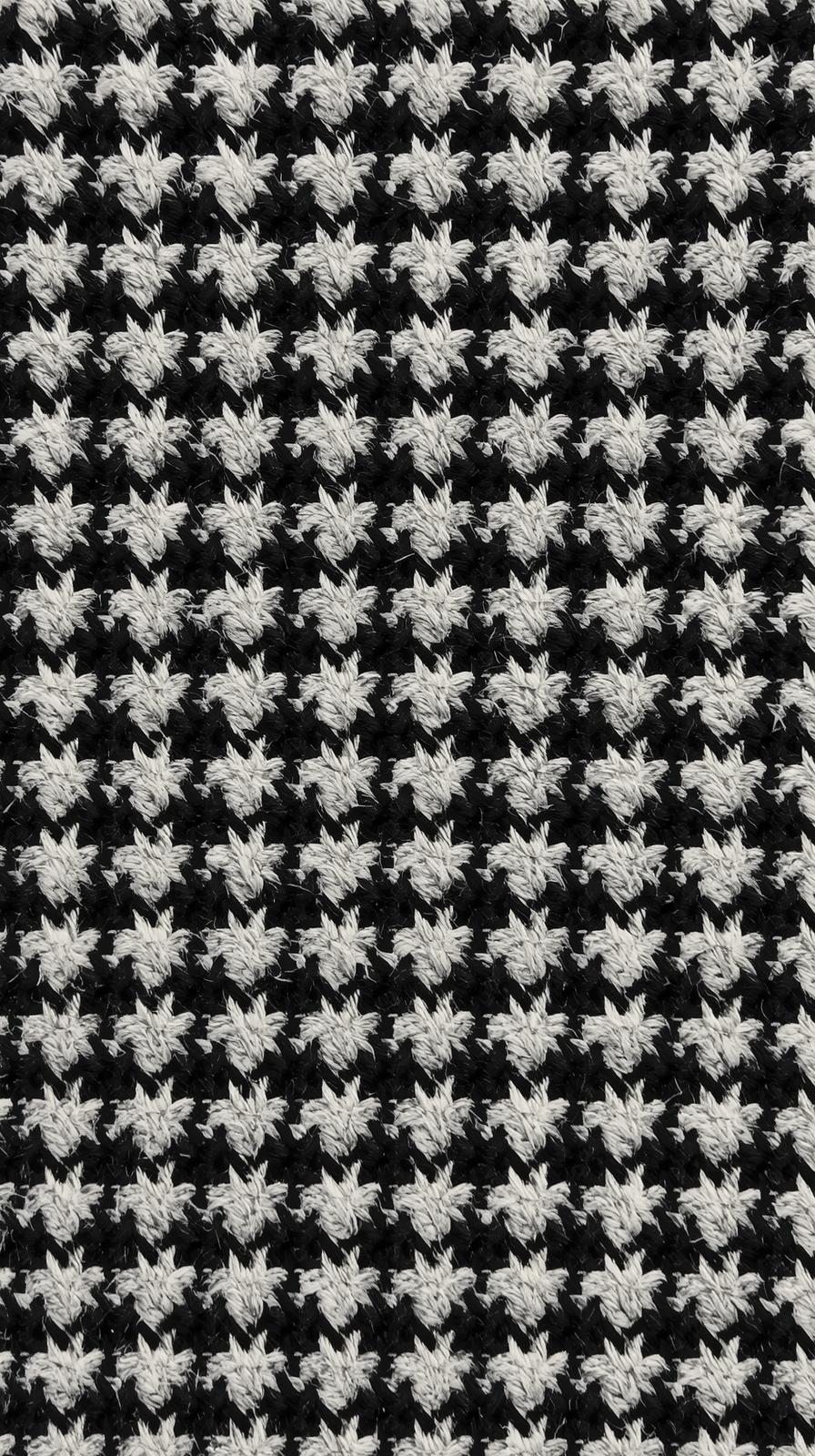 Houndstooth Micro Pattern