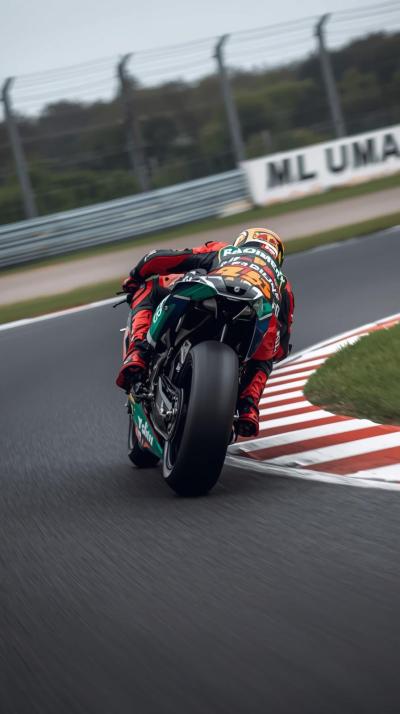 MotoGP Knee Down Corner