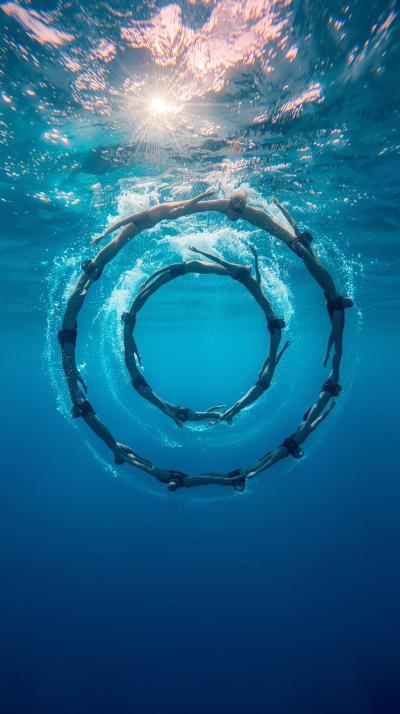 Synchronized Swim Spiral