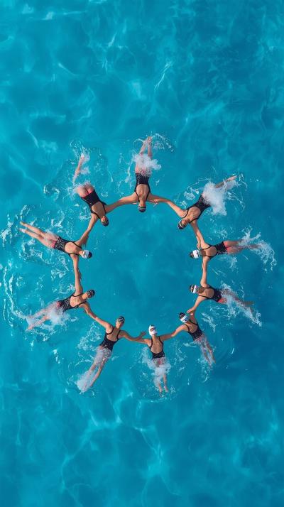 Synchronized Swim Spiral
