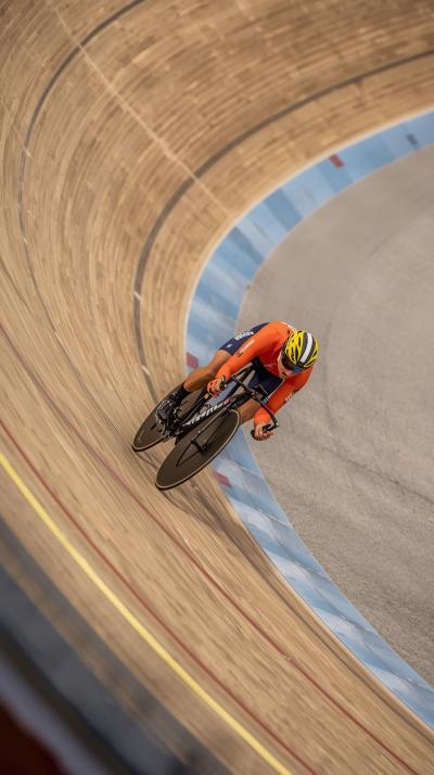Track Cycling Banked Turn